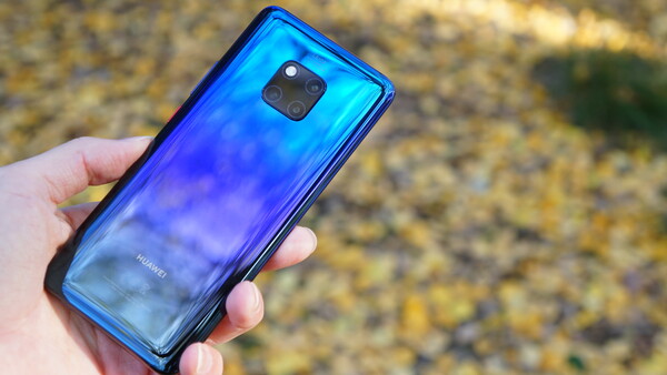 Mate 20 Proの端末画像