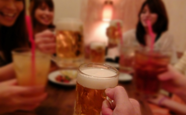 LINEは飲み会にも役立つ!?幹事さん必見のLINEアプリ活用術
