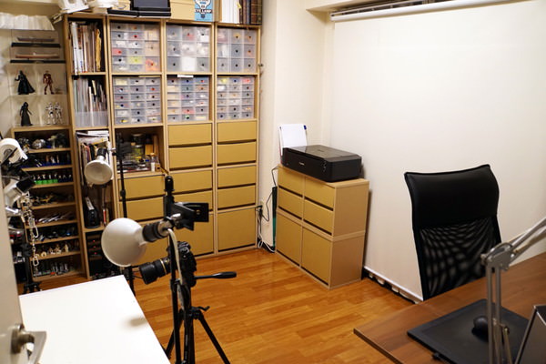 この部屋からミニチュア写真が生まれている