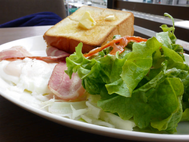 コントロールリングを回して調整するだけでボケ味が簡単に変えられる