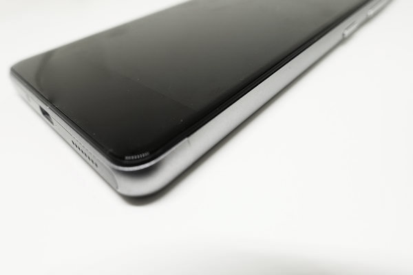 2.5Dディスプレイ搭載