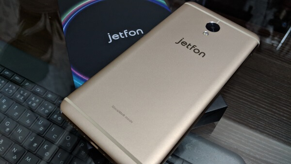 満を持して登場したjetfon