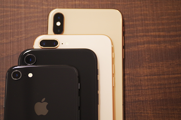 ドコモ・ソフトバンク・au・SIMフリー版のiPhoneで利用できる