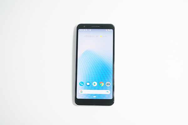 Google Pixel 3aの前面