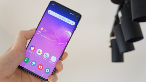 次世代ディスプレイ「Infinity-O Display」