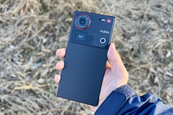 nubia Z70 Ultraの外観レビュー