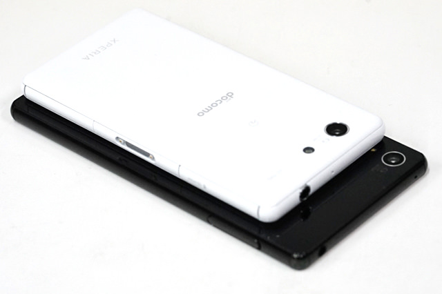 Xperia A4とXperia Z4を比較
