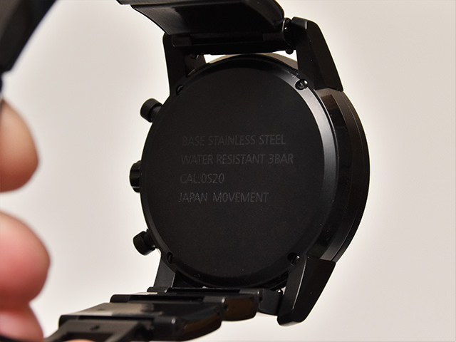 wena wrist ヘッドの内側には仕様を刻印