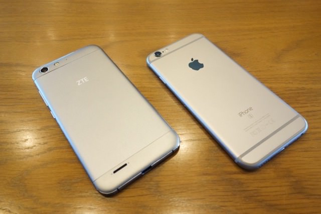 ZTE Blade V6外観:背面