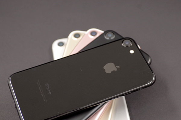 Simフリーのiphone 7はどこで購入する Simフリーiphoneの特徴 注意点を解説 モバレコ 通信 ガジェット 格安sim スマホ インターネット光回線 Wifi Pc の総合情報サイト