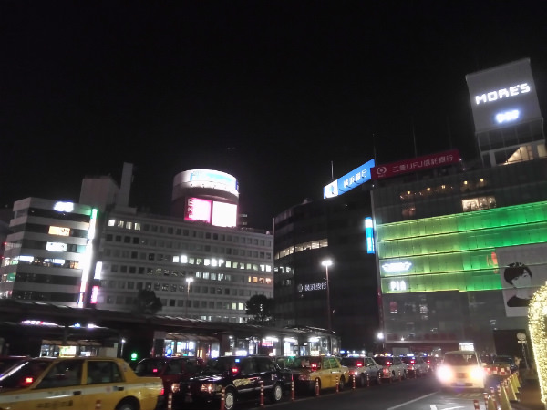 KIWAMI 2 カメラ作例：横浜駅の夜景を撮影