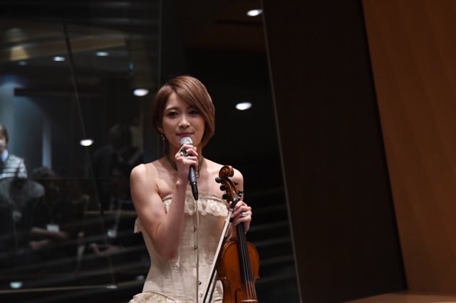 バイオリニストのAyasaさん