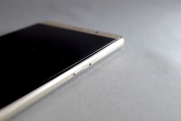 HUAWEI Mate 9
