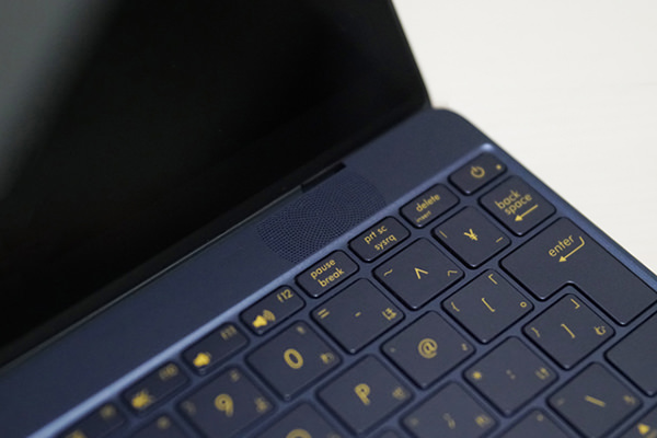 ASUS ZenBook 3 徹底レビュー！限界の性能を詰め込んだ究極の薄型軽量 