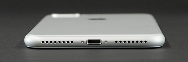 iPhone 8 カラー比較:シルバー