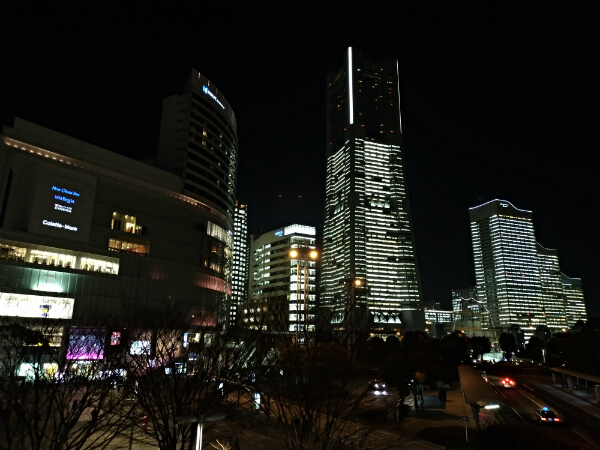 ZenFone 4 カメラ作例：夜景