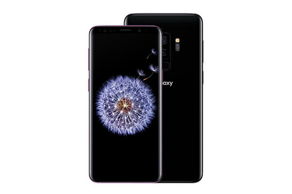 無線充電器 Qi(チー)がおすすめ! iPhoneやAndroidも対応品が続々登場、この便利さ一度使うとやめられない!
