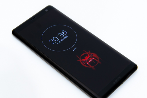 スパイダーマンのステッカーを表示させているところ