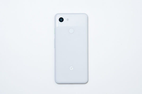 Google Pixel 3 のデザイン・外観