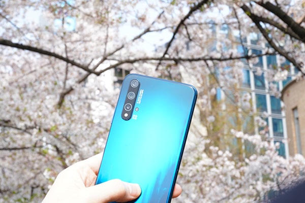 nova 5T クラッシュグリーン①