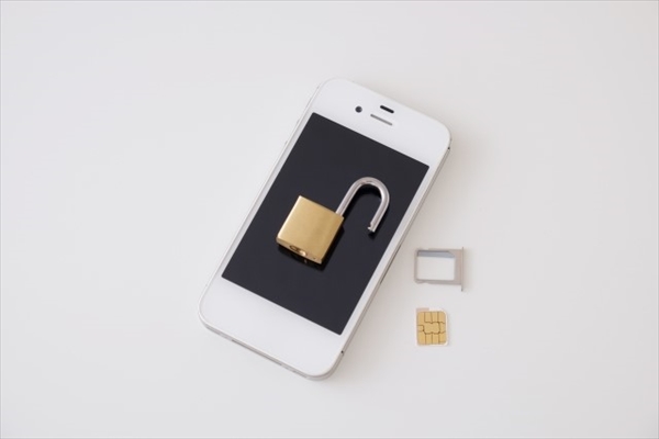 契約回線によってSIMロック解除が必要な場合もある