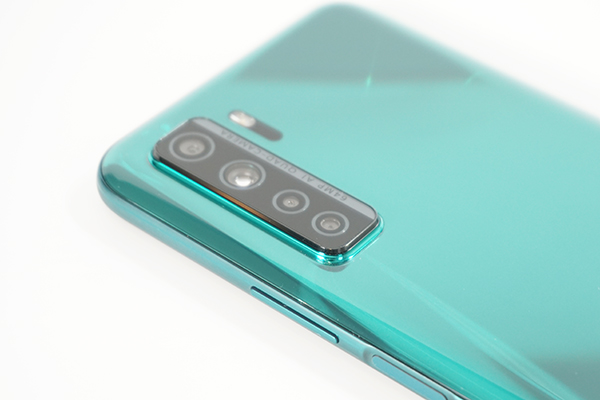 HUAWEI P40 lite 5G      4                       - 13