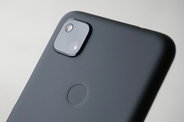 Google Pixel 4a                        - 14