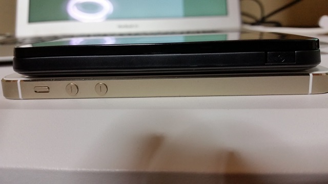 iPhone5sと比較
