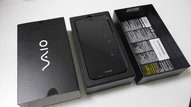 Vaio Phone Va 10jを入手 開封の儀 ファーストインプレッションをお届けします
