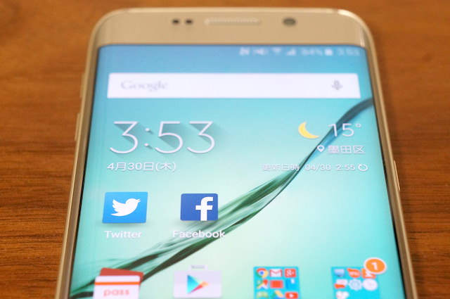 新たなデザイン性を実現した「Galaxy S6 edge」