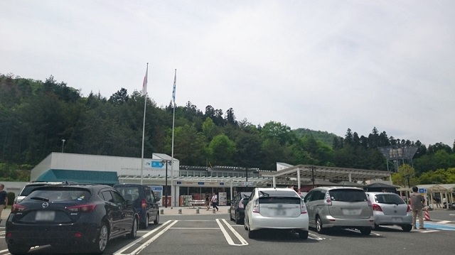 山陽自動車道で立ち寄った小谷(こだに)SA下り。福山駅と呉市の中間地点といった感じ。