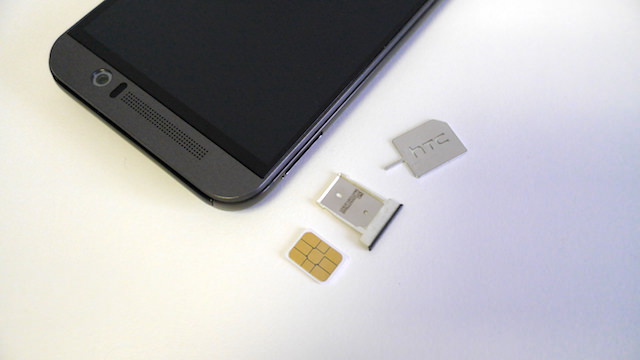 SIMカードの種類はnanoSIM