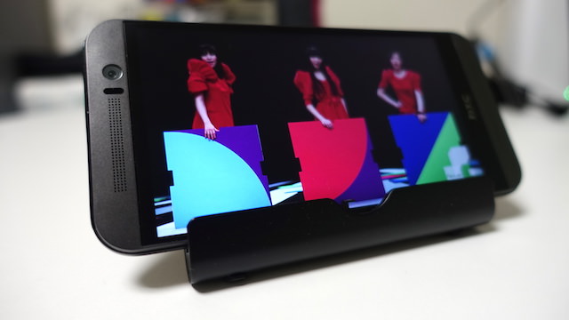 スタンドなどがあれば音楽や動画視聴もさらに楽しめる