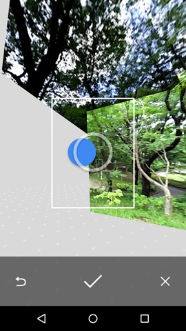 全天球での撮影画面。複数の写真を360度つなぎ合わせて撮影を行っていく
