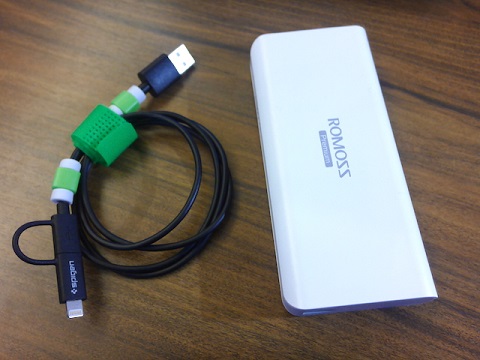 モバイルバッテリー