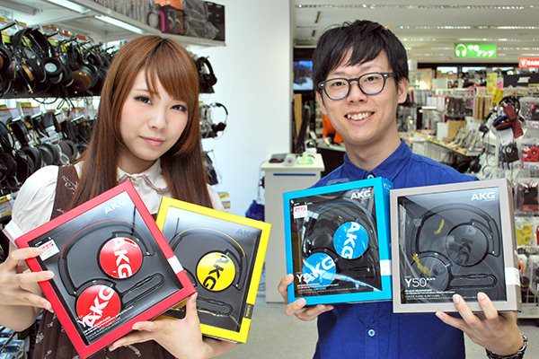 レッド、イエロー、ブルー、ブラック、全色欲しくなっちゃいます!