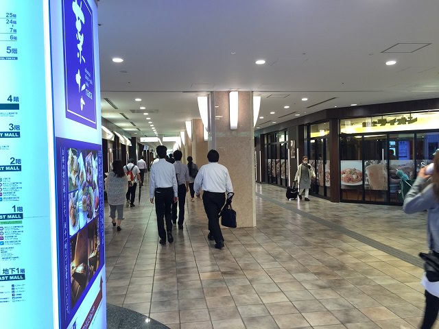 朝の渋谷駅周辺