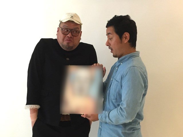 衝撃の似顔絵完成におどろく佐藤さん!川島さんは満足気!