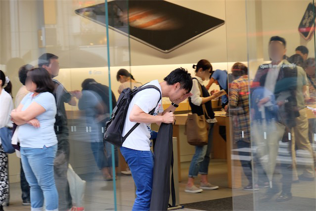 Apple Store 銀座に突入!