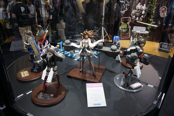 ブースでは『艦これ』のフィギュアも展示されていた。