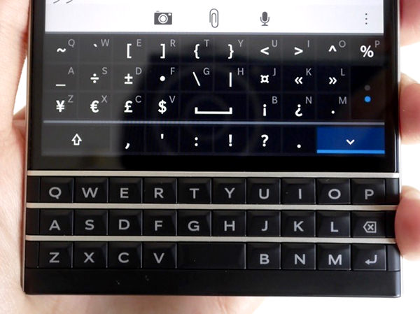 物理キーボード+ソフトウェアキーボード