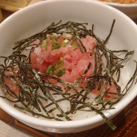 BlackBerry Passportで撮影した鉄火丼