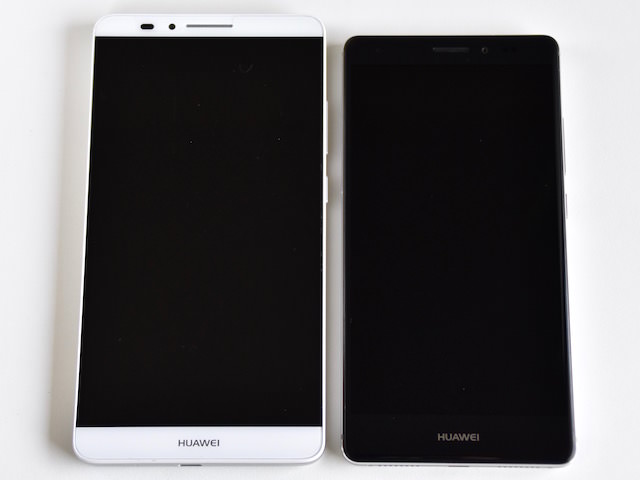 Mate S(右)とMate 7(左)のフロントパネル