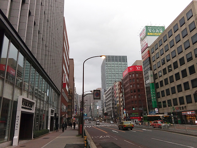Z530 で撮影した昼の街の風景(HDRオフ)