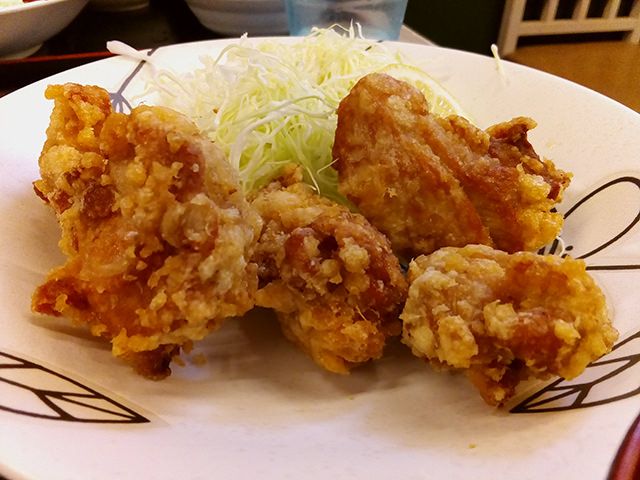 Z530 で撮影した鶏のから揚げ
