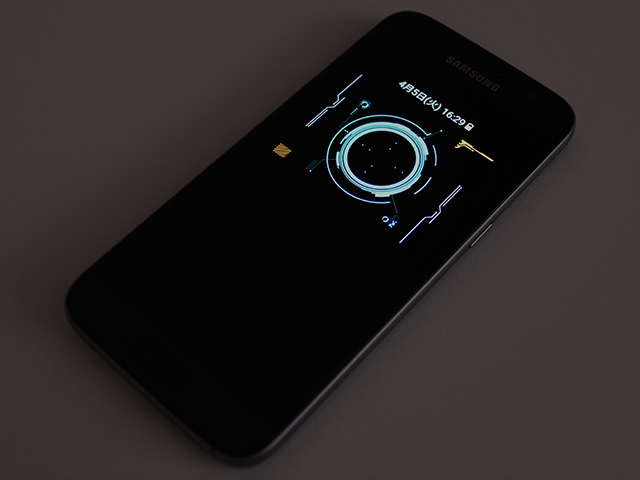 Galaxy S7:テーマ機能に含まれている専用画像の例