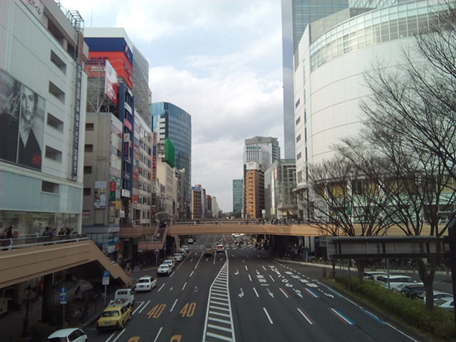 Priori 3S LTEで撮影した昼の街の風景(HDRオフ)