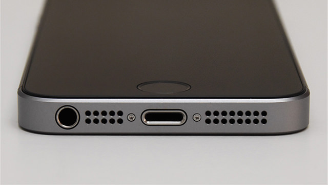 iPhone SE:下面
