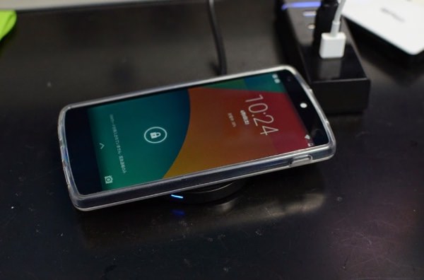 非接触型充電対応なら・・!?