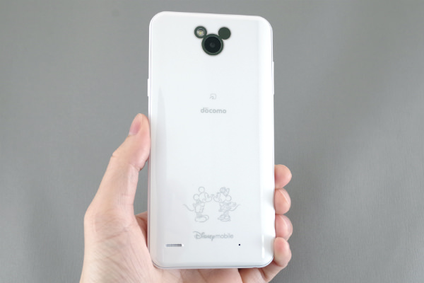 Disney Mobile on docomo DM-02H 背面